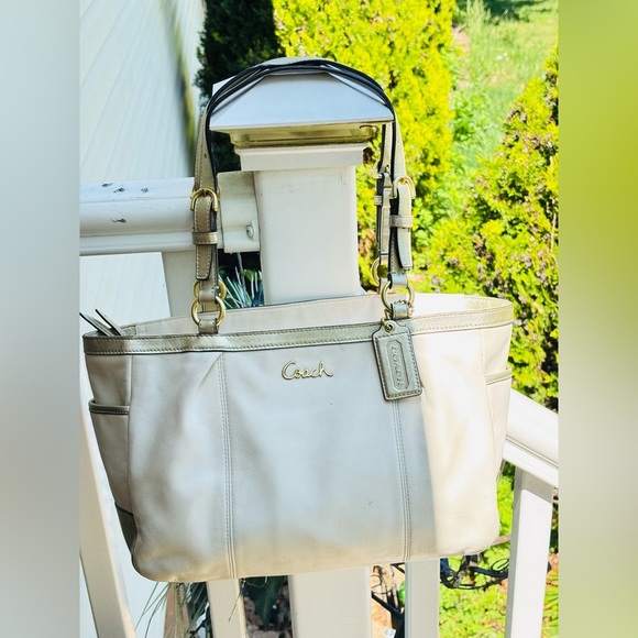 Coach Gallery Lurex Tote bag - Picture 5 of 13